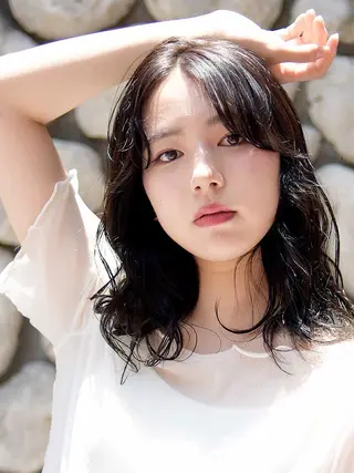 ミディアム beauty: beast 立町店のヘアスタイル