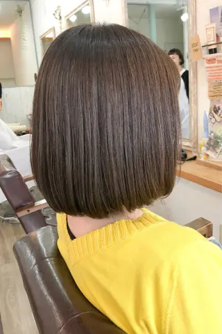 ミディアム カラー 西村 ようこのヘアスタイル