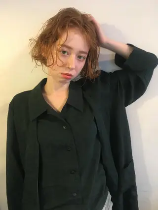 ショート カラー ボブ／レイヤー／艶 🦕risa  森下のヘアスタイル