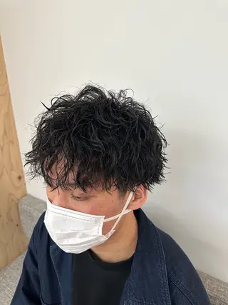 ショート パーマ メンズ 中村 虎のヘアスタイル