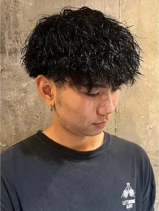 パーマ メンズ 窪田 欣恭のヘアスタイル
