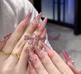 ネイル 相沢 さやかのネイルデザイン