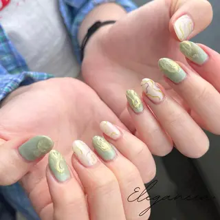 カラー ネイル Elegancia. Hiromiのネイルデザイン