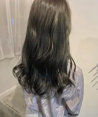 ロング カラー NOEL所属・フェイシャルエステ Utaiのエステ・リラクイメージ