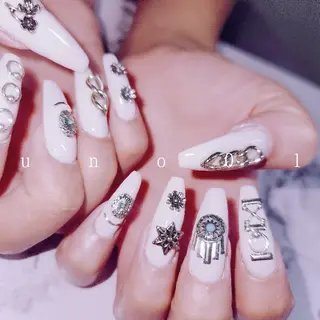 ネイル u n o n a i l 01のネイルデザイン