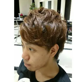 メンズ ショート na3moe【ナナナモエ】所属・髪質改善✨カラー特化 サロン🎨平尾晃一のヘアスタイル