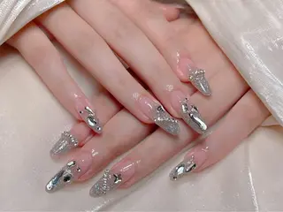 ネイル ネイルサロンAiri 長さ出し·シンプルのネイルデザイン