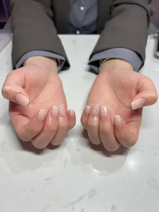 ネイル ちゅるんネイル🪄 耳ツボジュエリー🔗のネイルデザイン