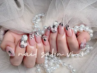 ネイル ✨Nailsalon Vi+✨のネイルデザイン