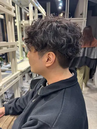 ミディアム パーマ Dxxxx III所属・女性目線の大人 メンズ*Ayakaのヘアスタイル