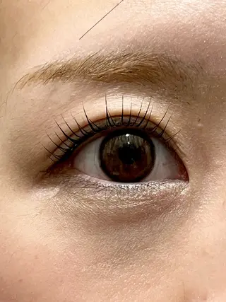 マツエク・マツパ Cure所属・三澤 朱里の眉毛・アイブロウイメージ