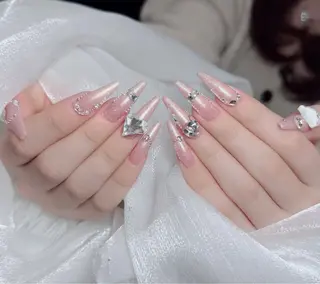 ネイル Lenie Nail Okuboのネイルデザイン