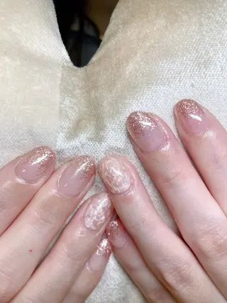 ネイル ECLAT エクラ所属・寺山 千鶴のネイルデザイン