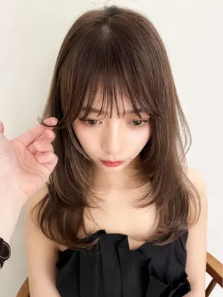 セミロング 岡本雅也 ショートボブレイヤーのヘアスタイル