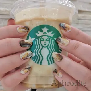 ネイル Aphrodite パラジェル認定サロンのネイルデザイン