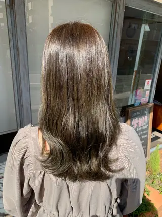 セミロング カラー hair design HARE所属・𝑯𝑨𝑹𝑬 🧦𝑨𝑶𝑰のヘアスタイル