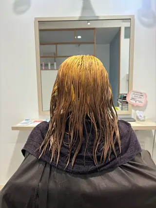 セミロング scena(シーナ)所属・『大西　陸』 透明感color🔆のヘアスタイル