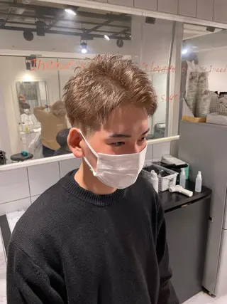 ショート カラー パーマ ヘアアレンジ メンズ スパイキー/フェザー /波巻き/かいとのヘアスタイル