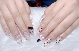 ネイル 小島 阿佑美のネイルデザイン