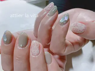 ネイル atelier la vita所属・lavita. mimuraのネイルデザイン