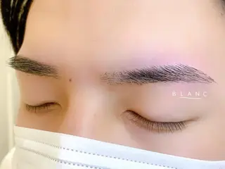 メンズ アイブロウ 藤井 美穂の眉毛・アイブロウイメージ