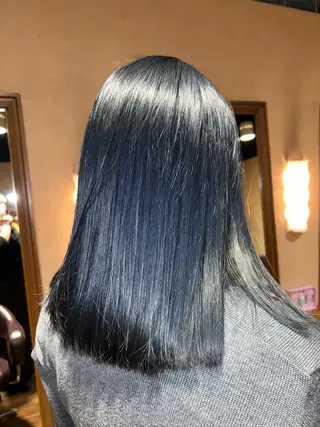 セミロング カラー terra🌈大久保 睦美のヘアスタイル