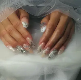 ネイル Regina レジーナのネイルデザイン