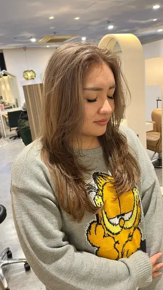 セミロング レイヤーカット/ 艶カラー/YUKAのヘアスタイル