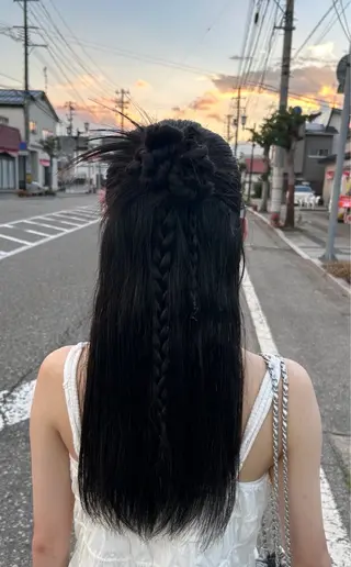 ヘアアレンジ 白岩 君予のヘアスタイル