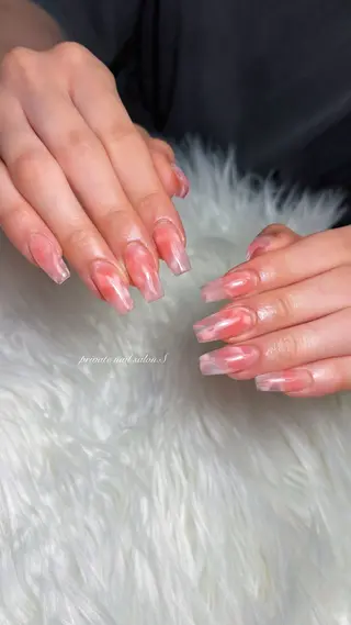 ネイル 関山 志乃のネイルデザイン