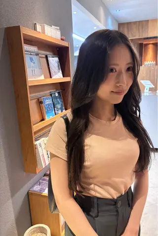 ロング カラー duft. Natsuneのヘアスタイル