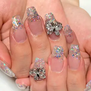 ネイル VOGUE ×SWANのネイルデザイン