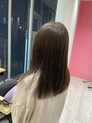 ミディアム カラー ハッシュカット レイヤー池袋のヘアスタイル