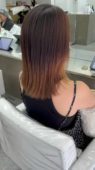 セミロング heads 丸田のヘアスタイル