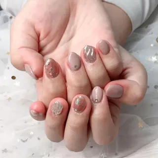 カラー ネイル Q Free nailsのネイルデザイン