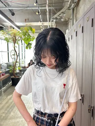 ミディアム パーマ 暖色カラー/オリーブ /ミニボブ/白柳美空のヘアスタイル