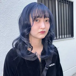 セミロング カラー WATER所属・SAKI /ハイ トーンのヘアスタイル