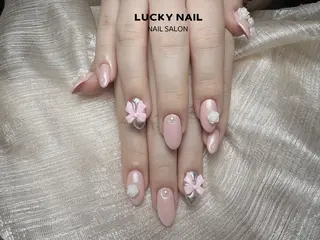 ネイル LUCKY NAILのネイルデザイン
