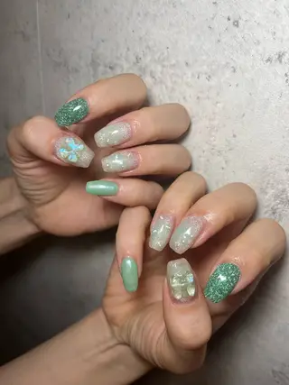 ネイル Amber21.所属・Nagahama Akariのネイルデザイン