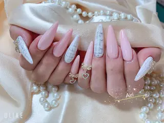 ネイル ネイルサロンAiri 長さ出し·シンプルのネイルデザイン