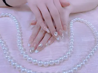 ネイル はぴねす所属・横浜 美夢のネイルデザイン