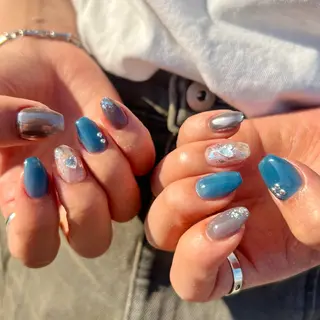 ネイル GRANDEUR焼津 Nana🦖のネイルデザイン