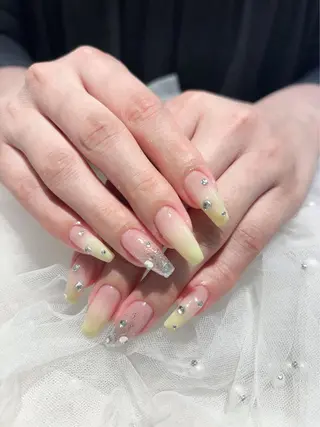 ネイル NiNa ビューティーサロン所属・Ni Naのネイルデザイン