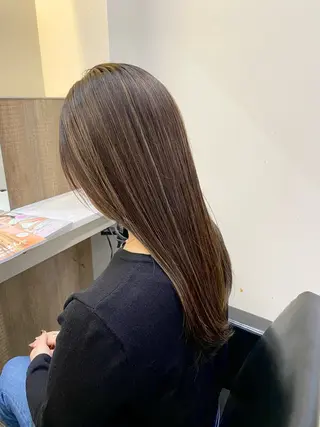 ロング 【博多ハイライトカラ ー】中島啓太のヘアスタイル