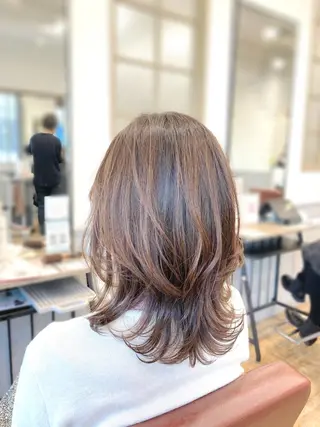 ミディアム カラー 菅原 綾のヘアスタイル