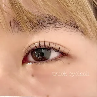 マツエク・マツパ truck阿倍野所属・truck 渡邊 侑季の眉毛・アイブロウイメージ