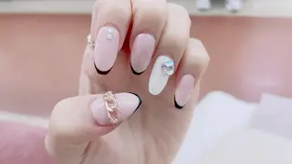 ネイル 藤島 咲良のネイルデザイン