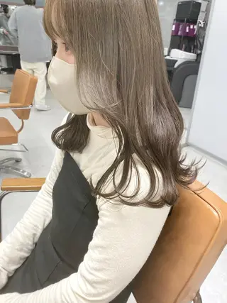 ミディアム カラー ヘアアレンジ 🌷FUKA🌷 まろやかハイトーンのヘアスタイル