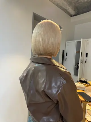 ミディアム カラー laff 新宿所属・ボブ/ケアパーマ/ レイヤー/縮毛矯正のヘアスタイル