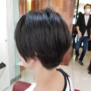 ショート 瀬川 茉衣子のヘアスタイル